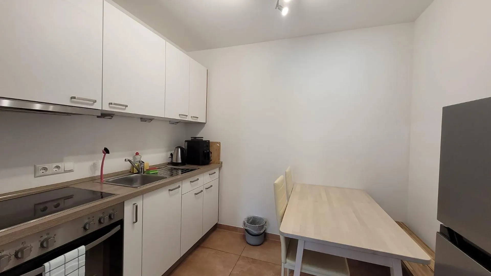 Pension Chen, 2 Doppelzimmer , Ebk, Separater Balkon Griesstatt