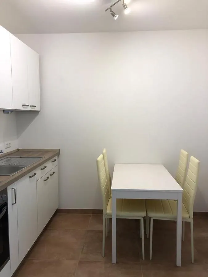 Pension Chen, 2 Doppelzimmer , Ebk, Separater Balkon Griesstatt Apartment